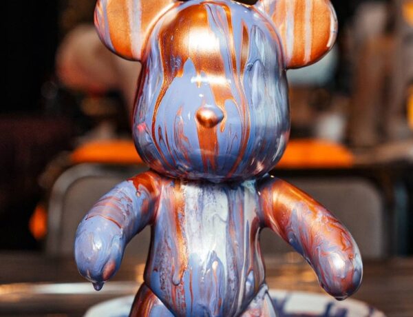 Роспись Мишки Bearbricks От Artvibes