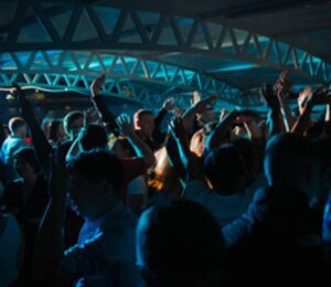 Гидровояж – вечеринка Karaoke Show на Неве на теплоходе в Санкт-Петербурге
