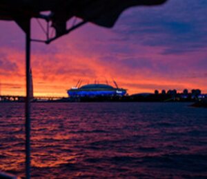 Гидровояж – вечеринка на теплоходе в Санкт-Петербурге в залив на закат