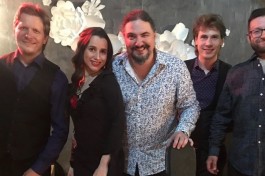 Группа Latino Fresh