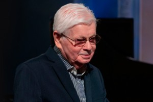 Анатолий Кальварский