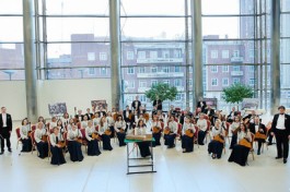 под Жарким Небом Испании