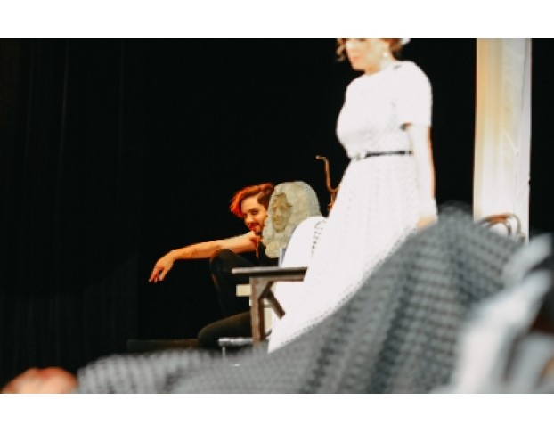 Музыка для Толстых