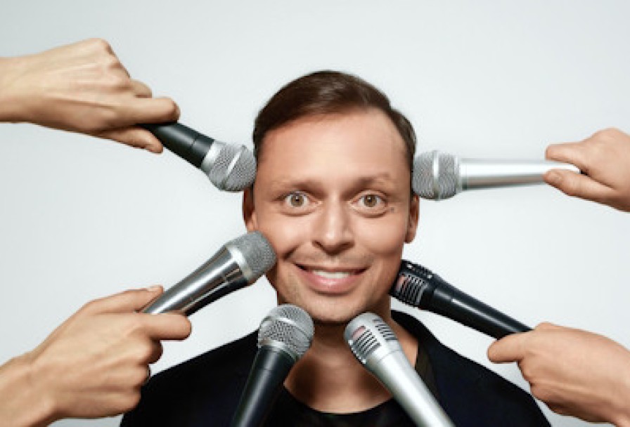 Виктор Комаров