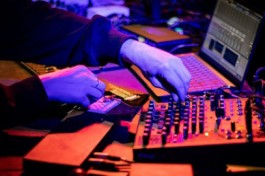 Звуковой Театр. Всемирное Координированное Время. Медиаперформанс