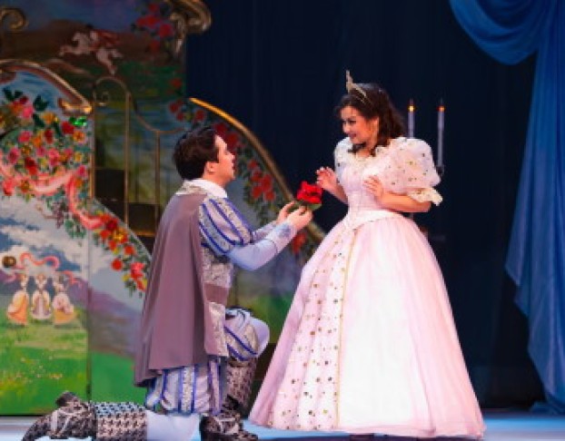 Хрустальная Туфелька, или Сказка о Золушке