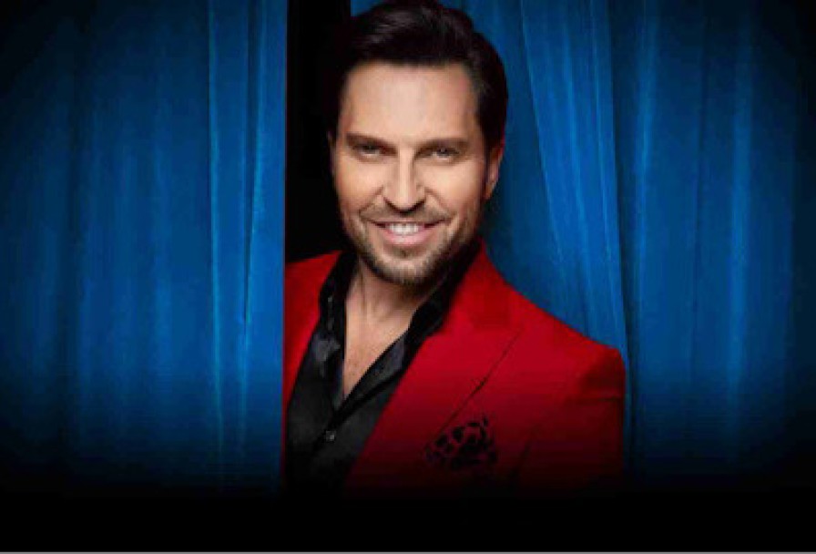 Артур Пирожков