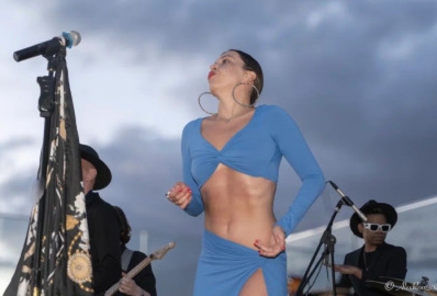 No Ordinary Show Sade Tribute с Оркестром