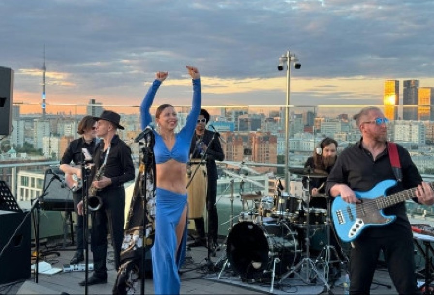 No Ordinary Show Sade Tribute с Оркестром