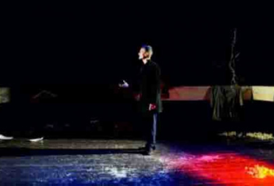 Три Сюжета для Небольшого Спектакля