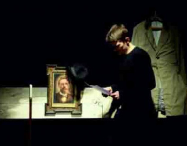 Три Сюжета для Небольшого Спектакля