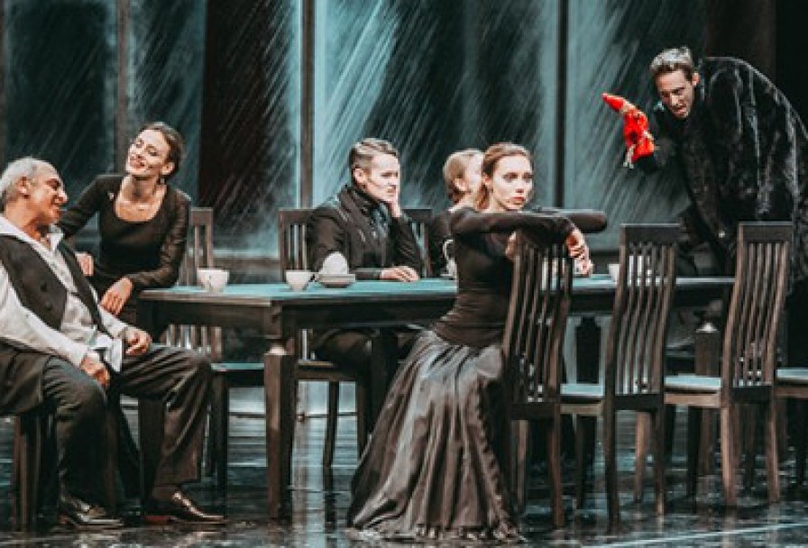 Железнова Васса Мать