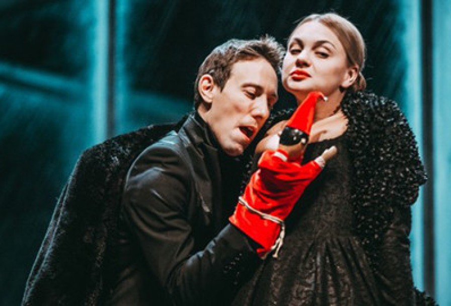 Железнова Васса Мать