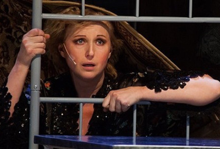 Зойкина Квартира