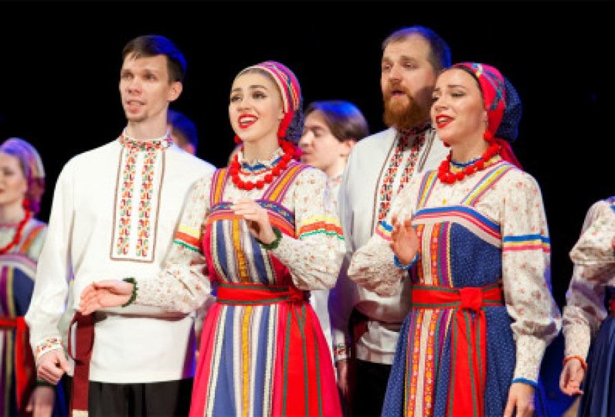 Уральский Народный Хор. под Окном Черёмуха Колышется