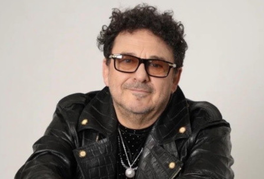 Игорь Саруханов