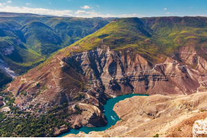 Сулакский каньон и аул Зубутли