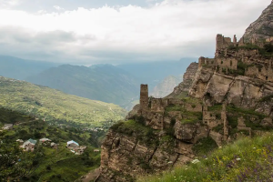 Экскурсия в древние горные аулы Кахиб и Гоор + Язык Тролля