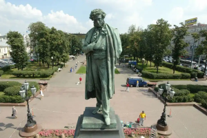 Тверской бульвар: в гостях у Ермоловой, Герцена и водочного короля