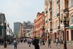 В переулках Старого Арбата