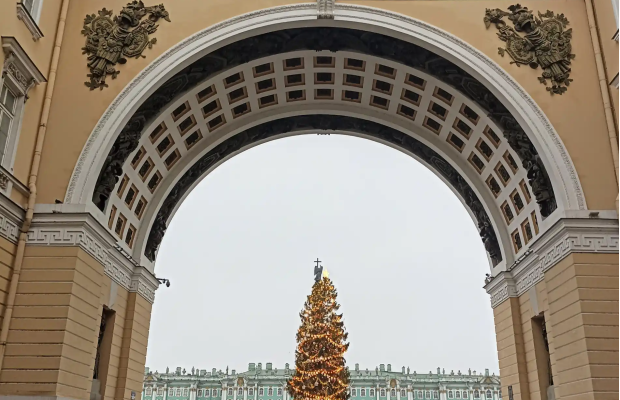 Экскурсия Золотой треугольник Петербурга: обзорная пешеходная экскурсия Экскурсия Золотой треугольник Петербурга: обзорная пешеходная экскурсия