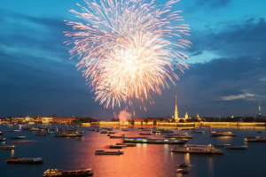 День города! Праздничная музыкальная прогулка по Неве
