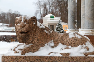 Прогулка по блистательному Нижнему парку Петергофа