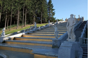 Экскурсия по Нижнему парку Петергофа