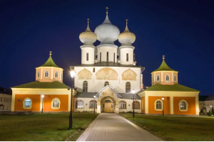 Тихвинские монастыри: тур к чудотворной иконе