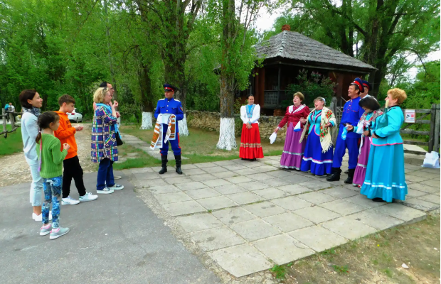 Экскурсия Казачий курень Экскурсия Казачий курень