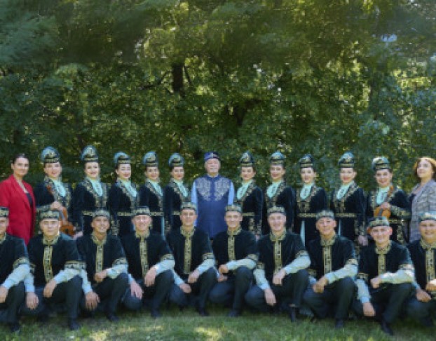 Су Буеннан Әнкәй Кайтып Килә.