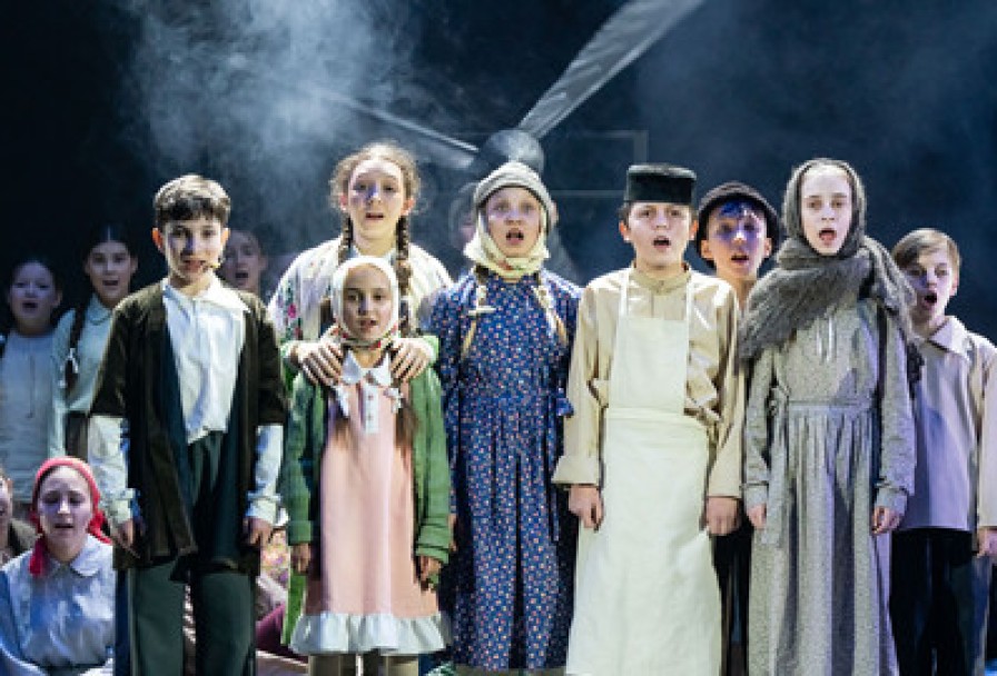 Однажды на Ярмаркемәкәрҗәдә Театыр