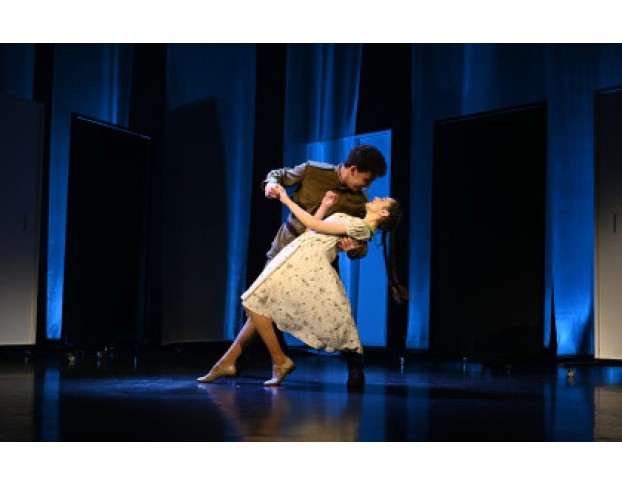 Белые Цветы. Отражениеак Чәчәкләр Кебек.