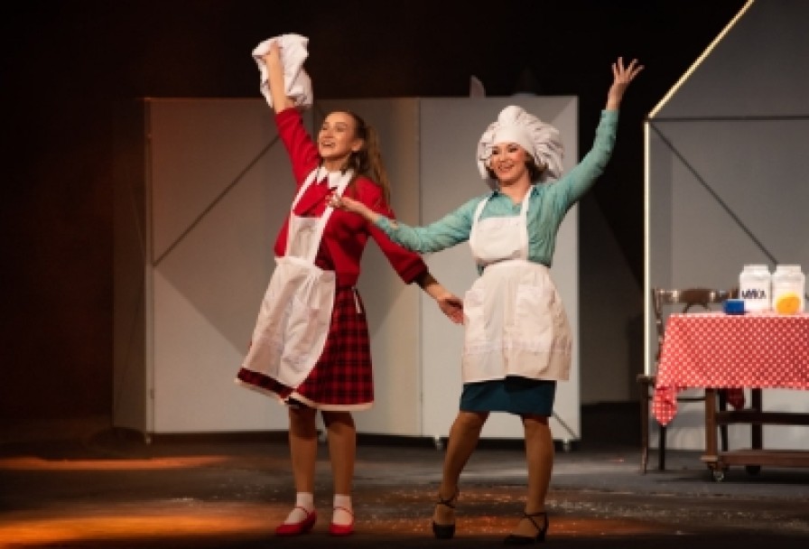 Красная Шапочка & Серый Волк