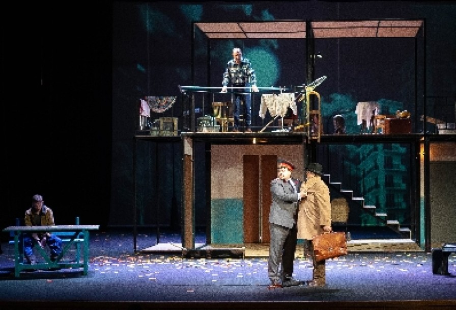 Бульвар Надежд в Осенних Листьях