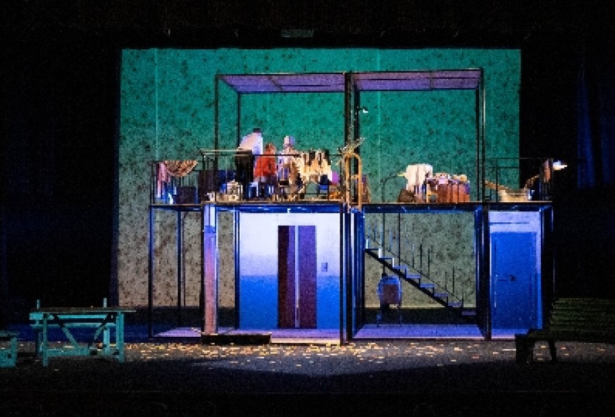 Бульвар Надежд в Осенних Листьях