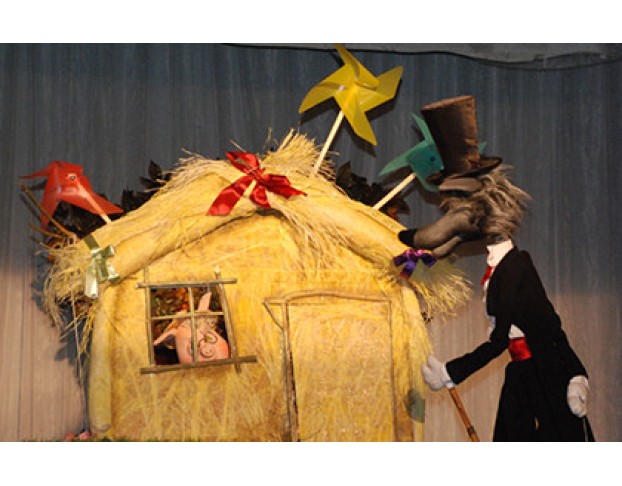 Три Поросёнка