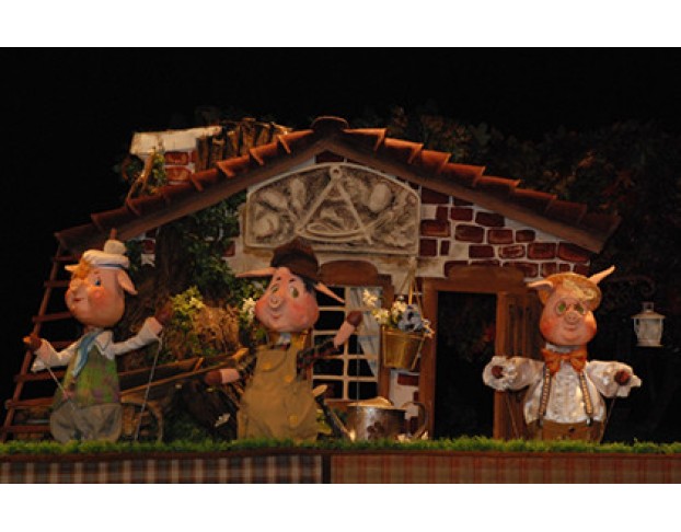 Три Поросёнка