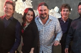 Группа Latino Fresh