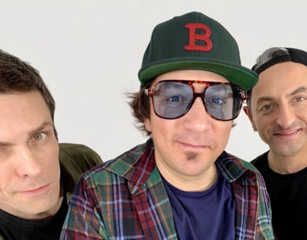 Кирпичи – и Снова с Вами