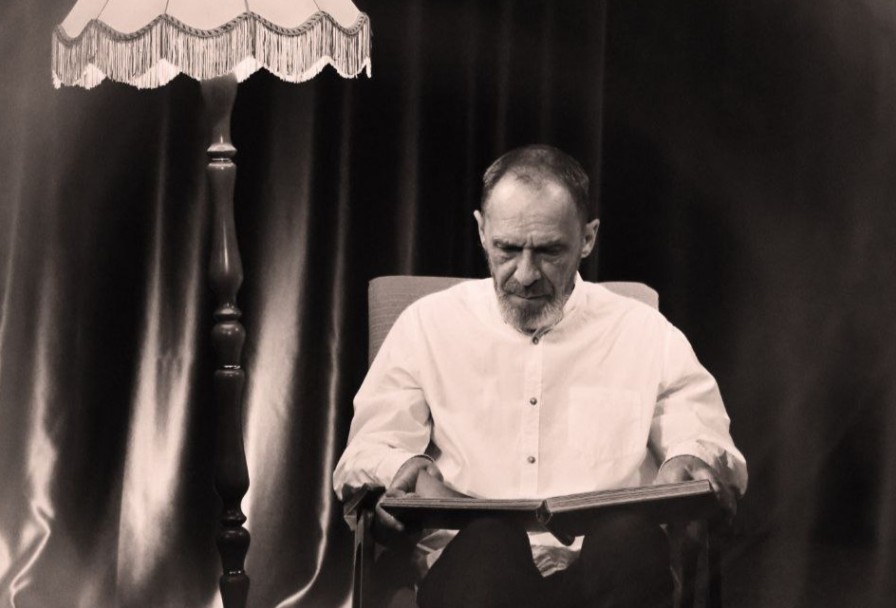 Ниоткуда. с Любовью