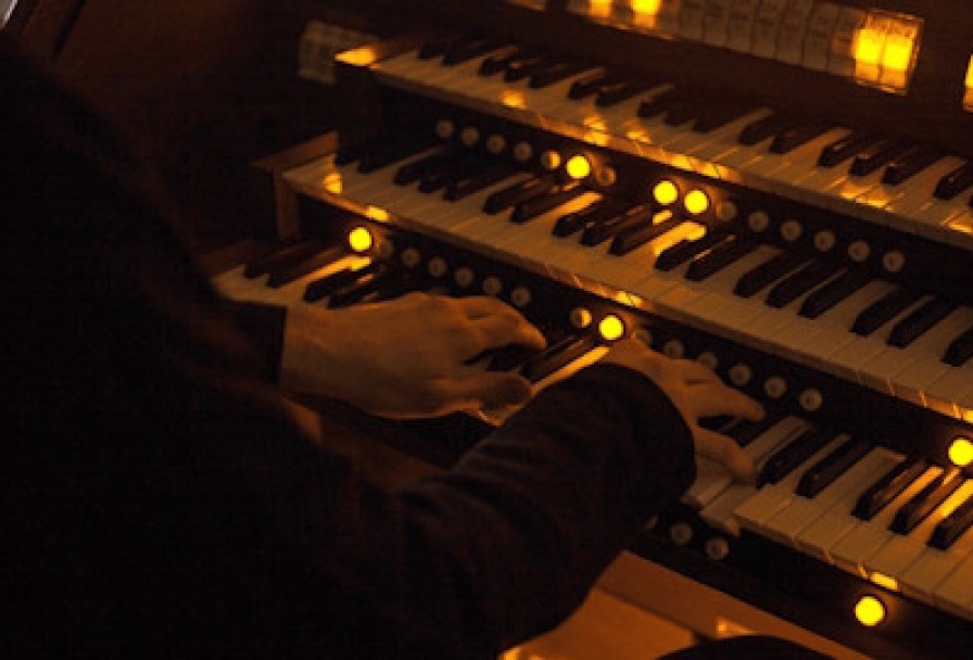 Органные Вечера в St. Andrew's при Свечах Stabat Mater
