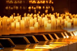 Рояль при Свечах. Эйнауди