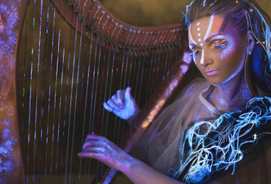 Арфа в Темноте