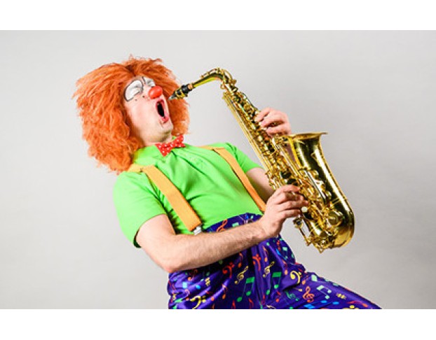 Клоун-Дирижер и Симфонический Оркестр