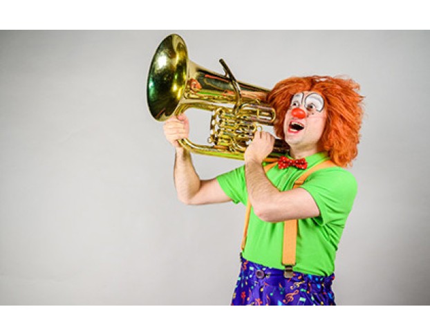 Клоун-Дирижер и Симфонический Оркестр