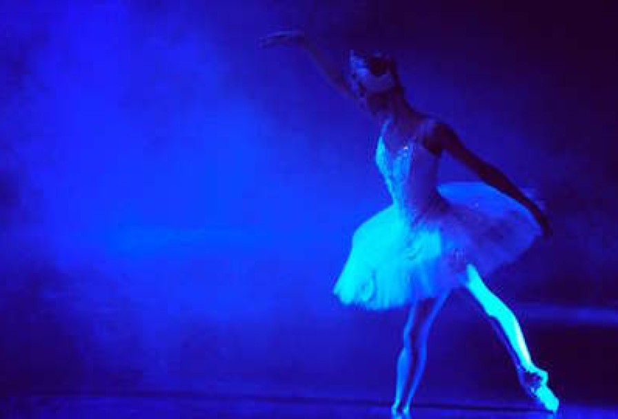 Лебединое Озеро