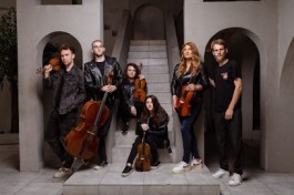 Моцарт при Свечах