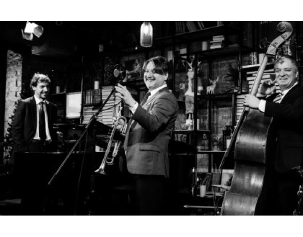 Посвящение Луи Армстронгу. Hello, Satchamo