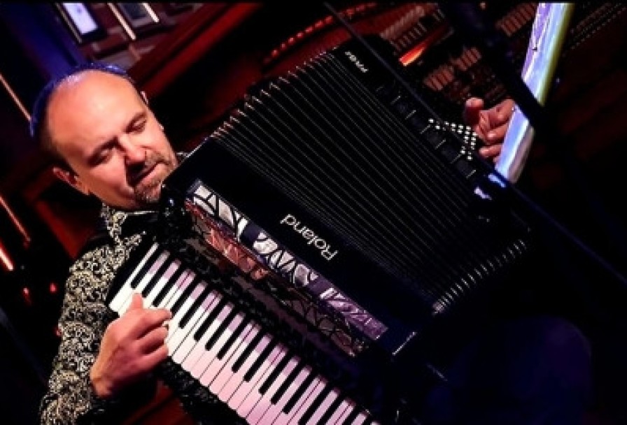 Три Аккордеона